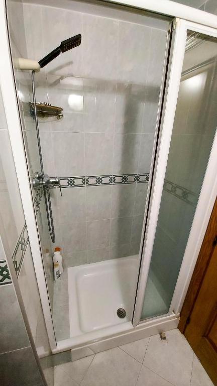 Spacious Room With Private Key And Wifi Granada Exterior photo