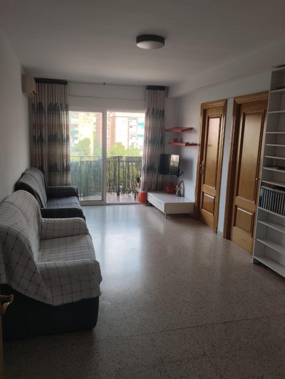 Spacious Room With Private Key And Wifi Granada Exterior photo